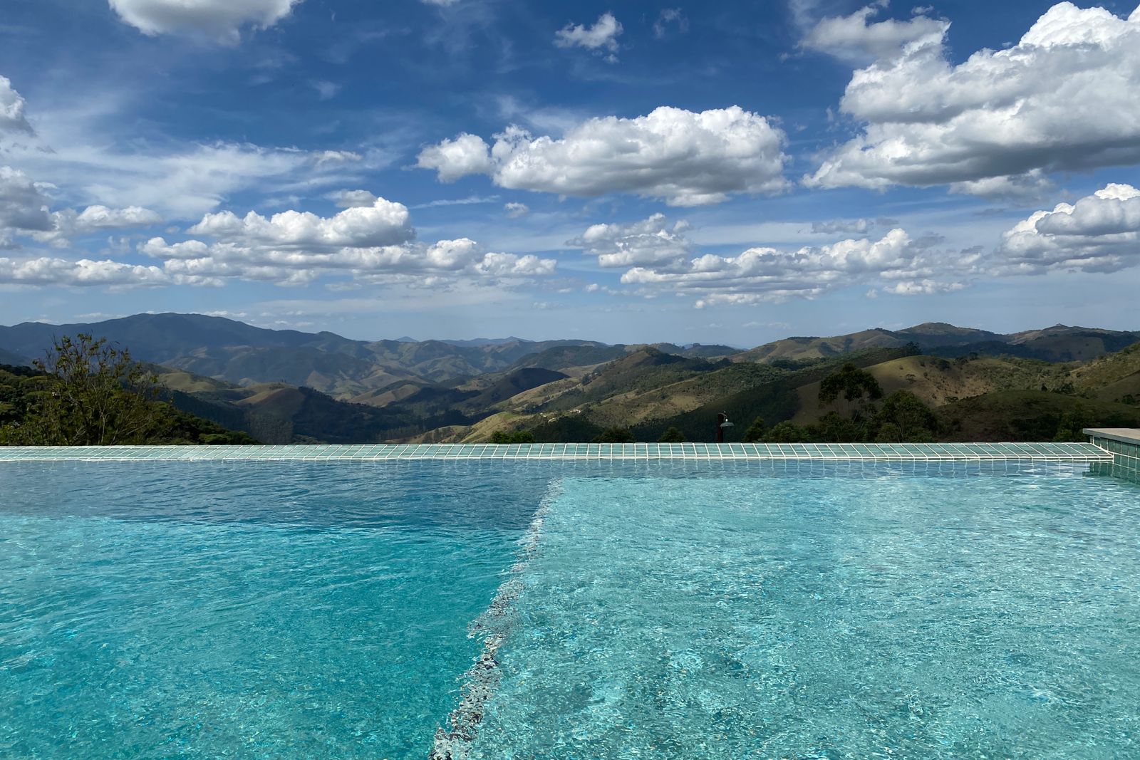 Meet & Dream — Elite Custom Pools